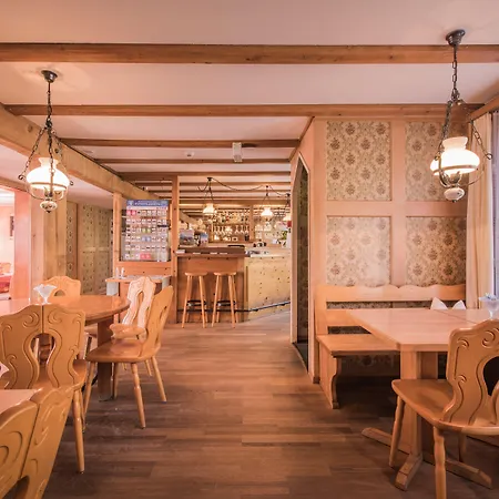 Inn Schoenegg
