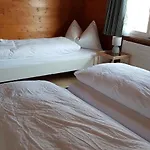 Inn Schoenegg 2*