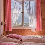Schoenegg Inn 2*